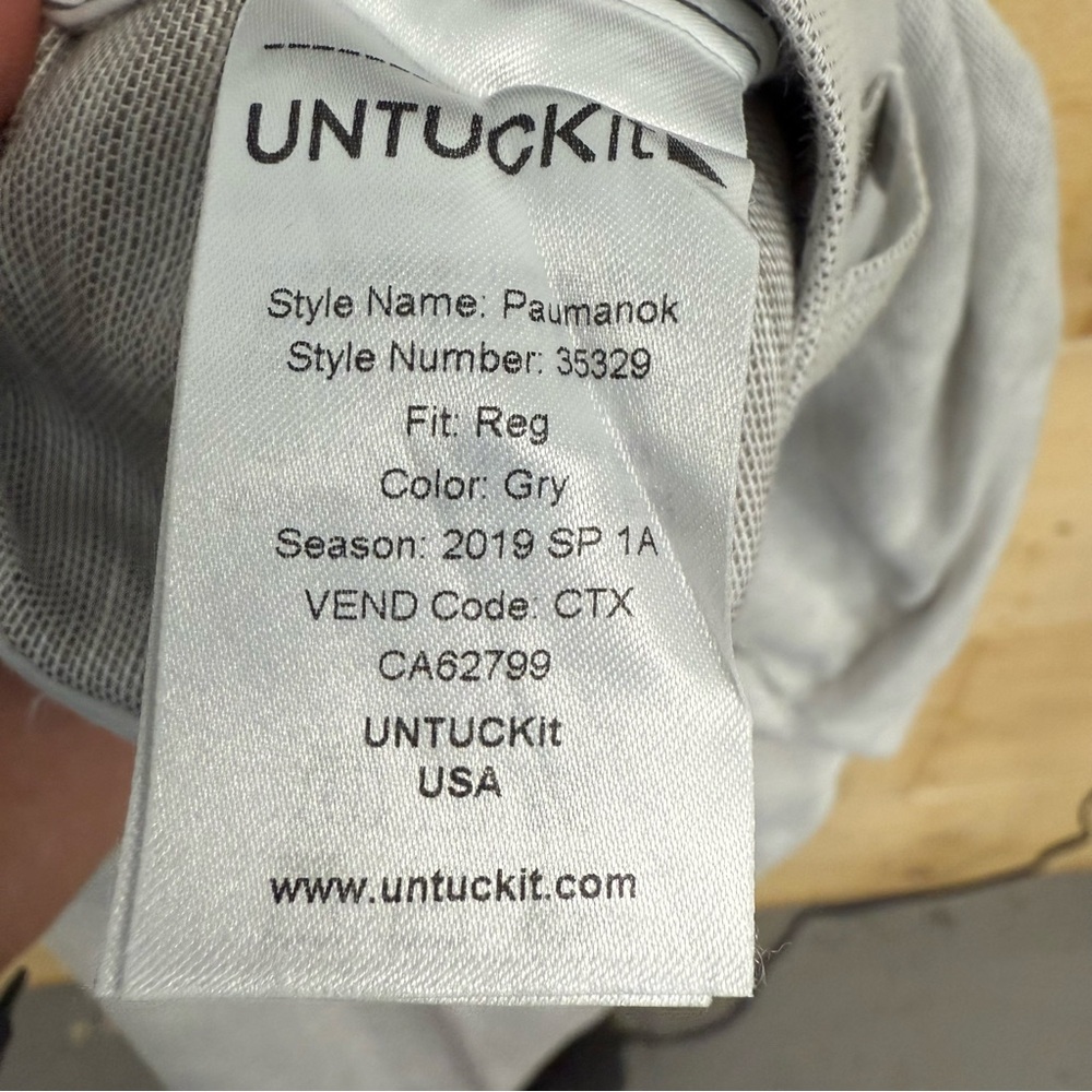 Untuckit Paumanok Linen Blend Flat Front Shorts 9” Inseam‎ Size 34 Gray Men’s - Picture 7 of 10